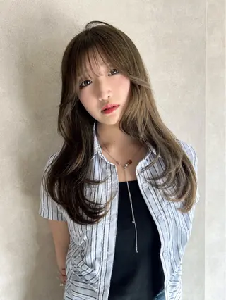 カラー nehus nagaoka所属・🖤複雑履歴ブリーチ Mizuki 🖤のヘアスタイル