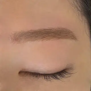 アイブロウ yoshideN所属・小清水 美咲のヘアスタイル