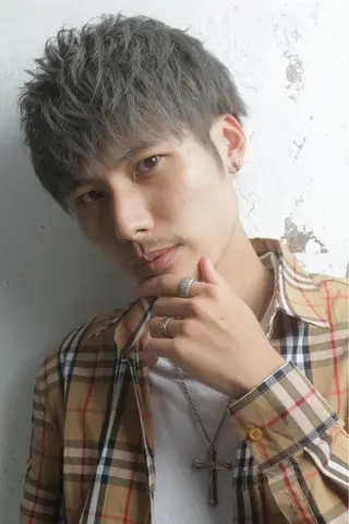 ショート カラー Lee 甲子園のヘアスタイル