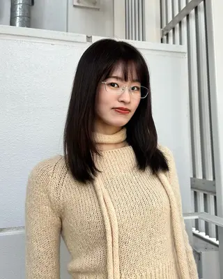 セミロング カラー agee garden所属・くろき みらいのヘアスタイル