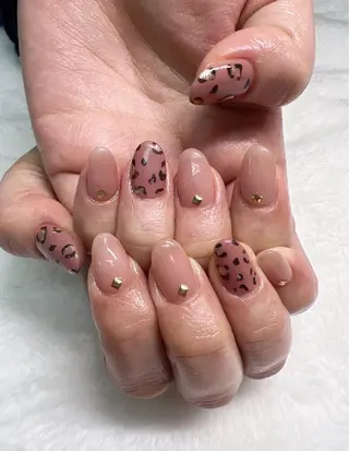 ネイル Zir nail 津田沼店所属・☁️ ゆい 🧸💛のネイルデザイン