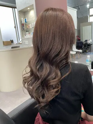 セミロング カラー modern made モダンメイド所属・イメチェン☆丁寧接客 田中 優貴のヘアスタイル