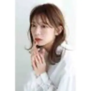 ミディアム 東條 哲也のヘアスタイル