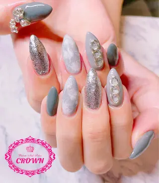ネイル CROWN プライベートサロンのネイルデザイン