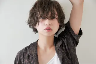 ショート カラー パーマ Neolive caffのヘアスタイル