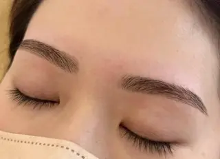 アイブロウ ruf / 宮下 楓夏のマツエク・マツパデザイン