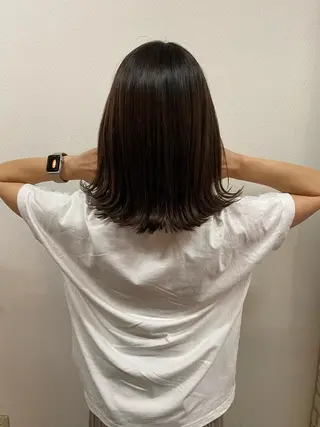 ミディアム 西元 亜由美のヘアスタイル