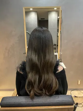 カラー 上村 颯のヘアスタイル