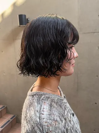 ショート カラー パーマ 大橋 芽衣のヘアスタイル