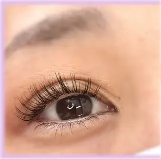 マツエク・マツパ rEINEまつ毛パーマ（カール）所属・与那原東浜rEINE まつ毛パーマのマツエク・マツパデザイン