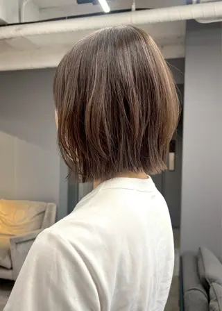 カラー 吉田 莉子のヘアスタイル