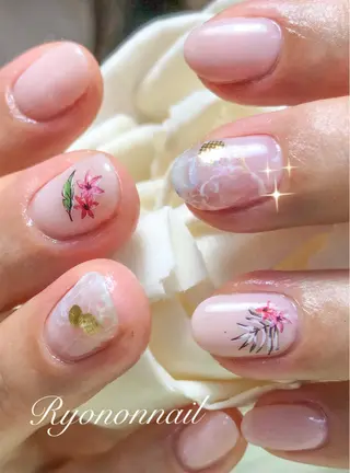 ネイル Ryononnail(リョノンネイル)所属・Ryononnail 上谷典子のネイルデザイン