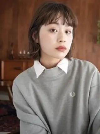 ミディアム パーマ職人DAIKI ツイスパ/波巻きのヘアスタイル