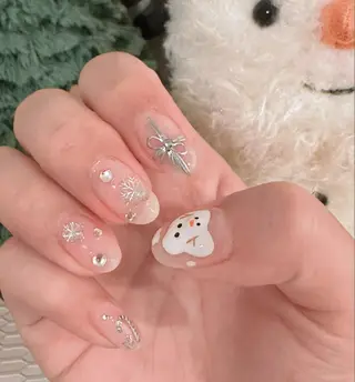 ネイル Lynn_ Nailのネイルデザイン