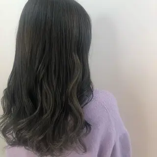 ロング カラー ベージュ/インナー カラー🤍Rieのヘアスタイル