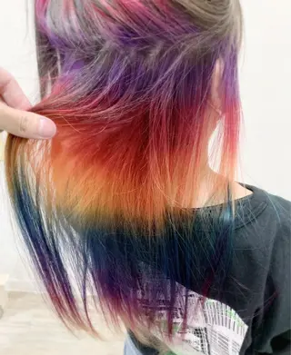 セミロング カラー ワタイショウタ 髪質改善✨眉毛サロンのヘアスタイル