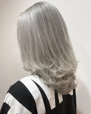 ミディアム カラー 山本 将史のヘアスタイル