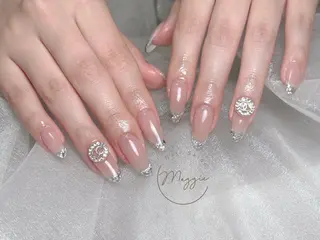 ネイル Maggie Nail🦩のネイルデザイン