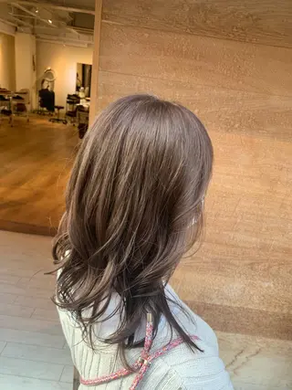 セミロング newi ＋uta＊ りさのヘアスタイル