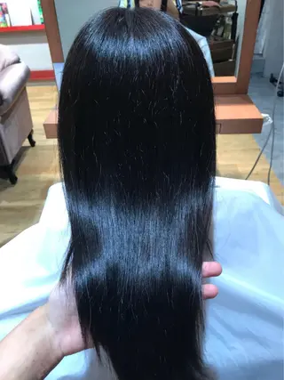 ロング カラー パーマ ヘアアレンジ メンズ キッズ ネイル マツエク・マツパ アティリー 西梅田のヘアスタイル