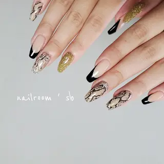 ネイル nailroom‪ sb‪‪𓈒𓂂𓏸のネイルデザイン