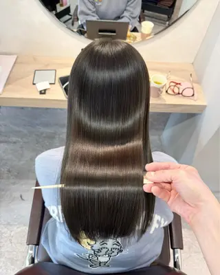 ロング 🫧岡野/透明感🍃 /髪質改善🫧のヘアスタイル