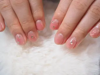 ネイル glaNje shioriのネイルデザイン