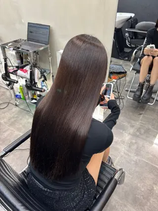 セミロング 髪質改善ストレート/ ブリーチ／渋谷　福田のヘアスタイル