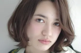 ミディアム カラー iLu.所属・川俣 洋仁のヘアスタイル