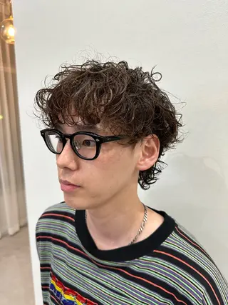 ショート benji名駅店所属・アライ ナタカのヘアスタイル