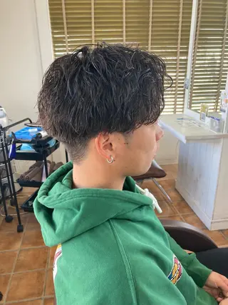 パーマ メンズ Well‘s黒木🌿 レイヤー💎寒色のヘアスタイル