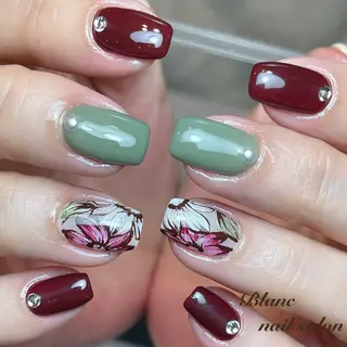 ショート Blanc ブランのネイルデザイン