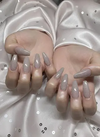 ネイル 24時間営業 UNABOMBAのネイルデザイン