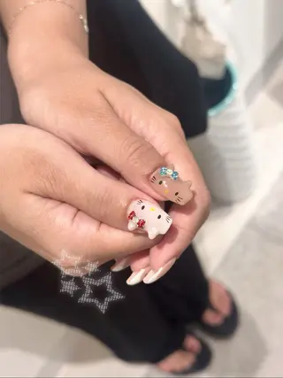 ネイル 韓国𝐧𝐚𝐢𝐥 🇰🇷🤍コガヤマのネイルデザイン