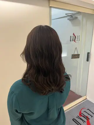 ロング パーマ コテ巻き風パーマ 藤澤　知彌のヘアスタイル