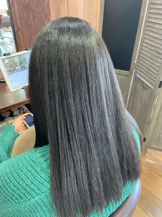 ロング Un Fleur所属・立野 希沙のヘアスタイル