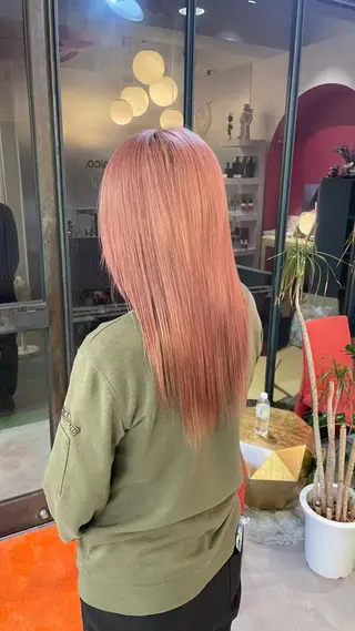 ロング カラー Boxmico. / カカズ コトネのヘアスタイル