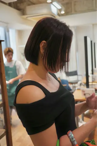 ショート ショート ボブ 梅田 木戸健人のヘアスタイル