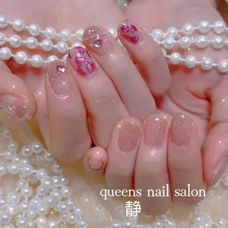 ネイル queensnail 🧸mikiのネイルデザイン