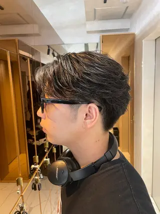 パーマ メンズ フェザーパーマ/ スペインカールのヘアスタイル