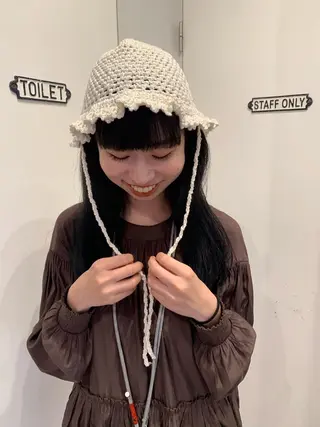 セミロング 山嵜 かなのヘアスタイル