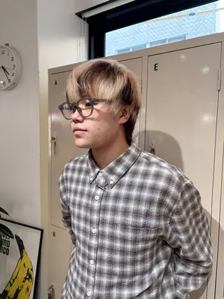 カラー メンズ 高明度ハイトーン× ショート/莉音🧤のヘアスタイル