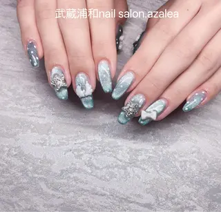 ネイル R inのネイルデザイン