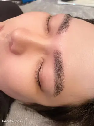 アイブロウ 《LB》ラブリエ Nail&eyeのマツエク・マツパデザイン