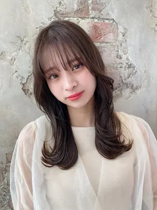 ミディアム カラー 顔周り/くびれヘア 韓国ヘア💕風間るなのヘアスタイル