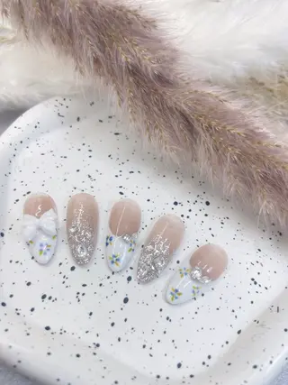 ネイル AngelChris ビューティーサロンのネイルデザイン