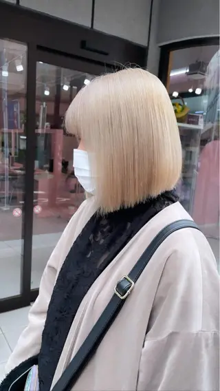 ミディアム カラー Bob＆ハイトーン 専門家CHIHIROのヘアスタイル