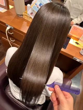 ロング サイトウ ナツキのヘアスタイル