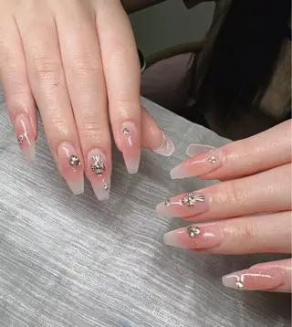 ネイル Lee Nailsのネイルデザイン