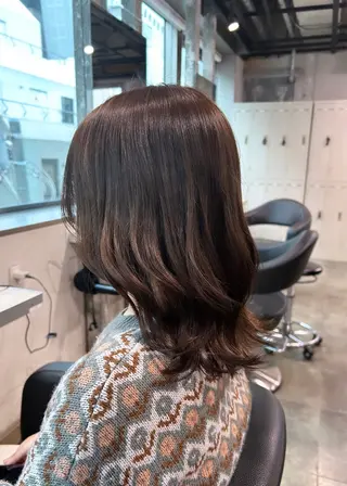 ミディアム IS所属・横浜美容室/透明感 カラー/レイヤーのヘアスタイル